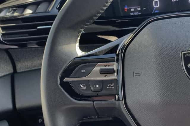 Peugeot 308 (2022) thumbnail 18