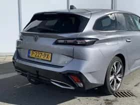 Peugeot 308 (2022) thumbnail 8