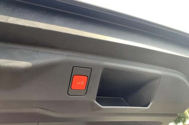 Peugeot E-5008 (2025) thumbnail 16