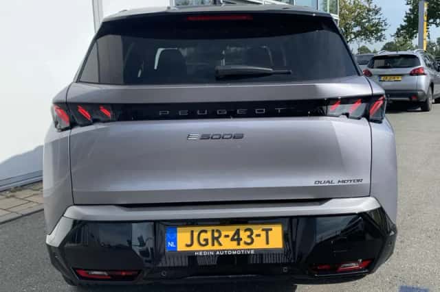 Peugeot E-5008 (2025) thumbnail 8