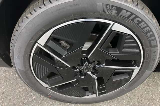 Peugeot 408 (2025) thumbnail 14