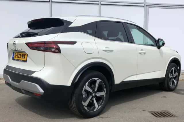 Nissan Qashqai (2021) thumbnail 2