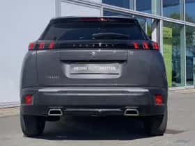 Peugeot 2008 (2023) thumbnail 9