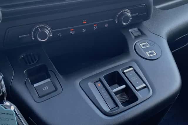 Peugeot E-Partner (2025) thumbnail 7