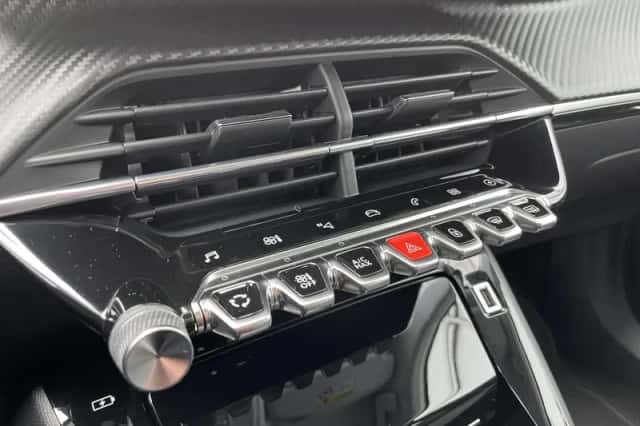 Peugeot e-2008 (2021) thumbnail 21