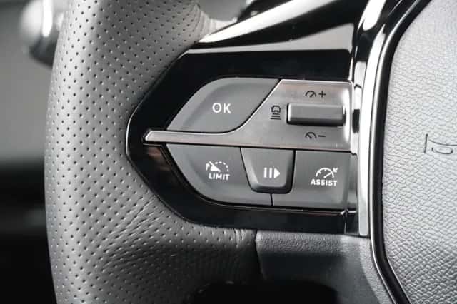 Peugeot 408 (2025) thumbnail 16