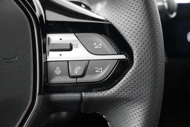 Peugeot 408 (2025) thumbnail 17