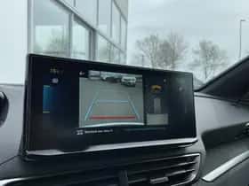 Peugeot 3008 (2023) thumbnail 6