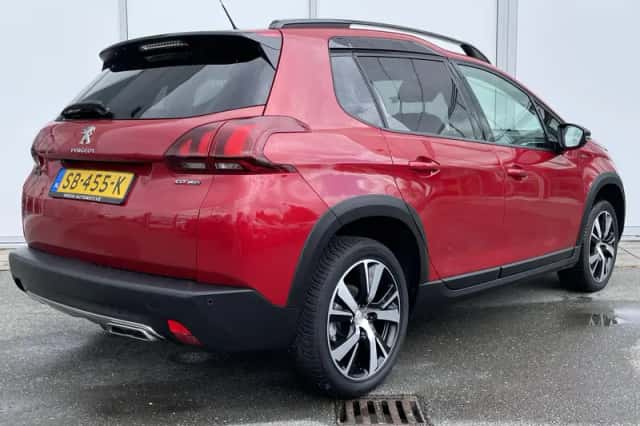 Peugeot 2008 (2018) thumbnail 3