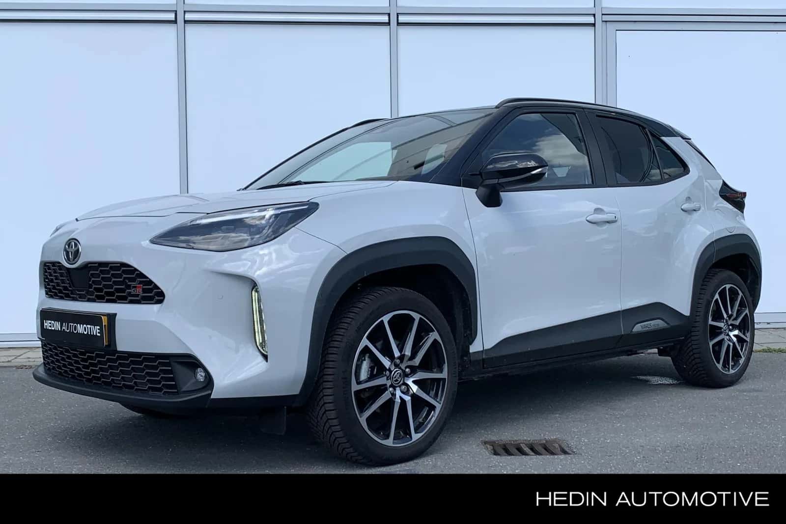 Toyota Yaris Cross (2024) — foto 1
