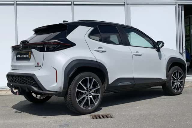 Toyota Yaris Cross (2024) thumbnail 2
