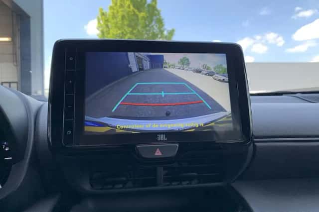 Toyota Yaris Cross (2024) thumbnail 9