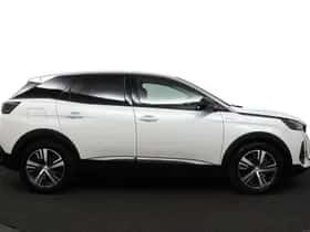 Peugeot 3008 (2022) thumbnail 11