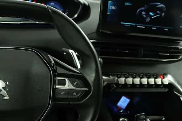 Peugeot 3008 (2022) thumbnail 17