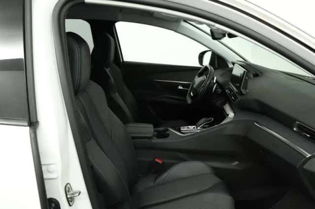 Peugeot 3008 (2022) thumbnail 18