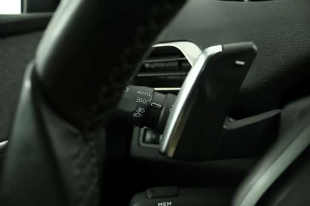 Peugeot 3008 (2022) thumbnail 27