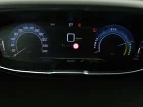 Peugeot 3008 (2022) thumbnail 5