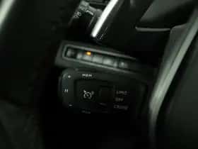 Peugeot 3008 (2022) thumbnail 41