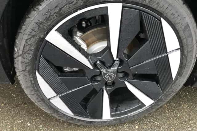 Peugeot e-308 (2025) thumbnail 8