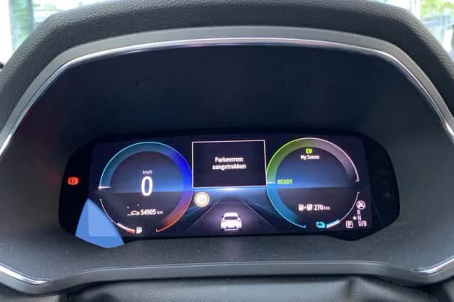 Renault Captur (2021) thumbnail 14