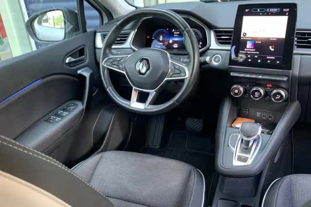 Renault Captur (2021) thumbnail 7