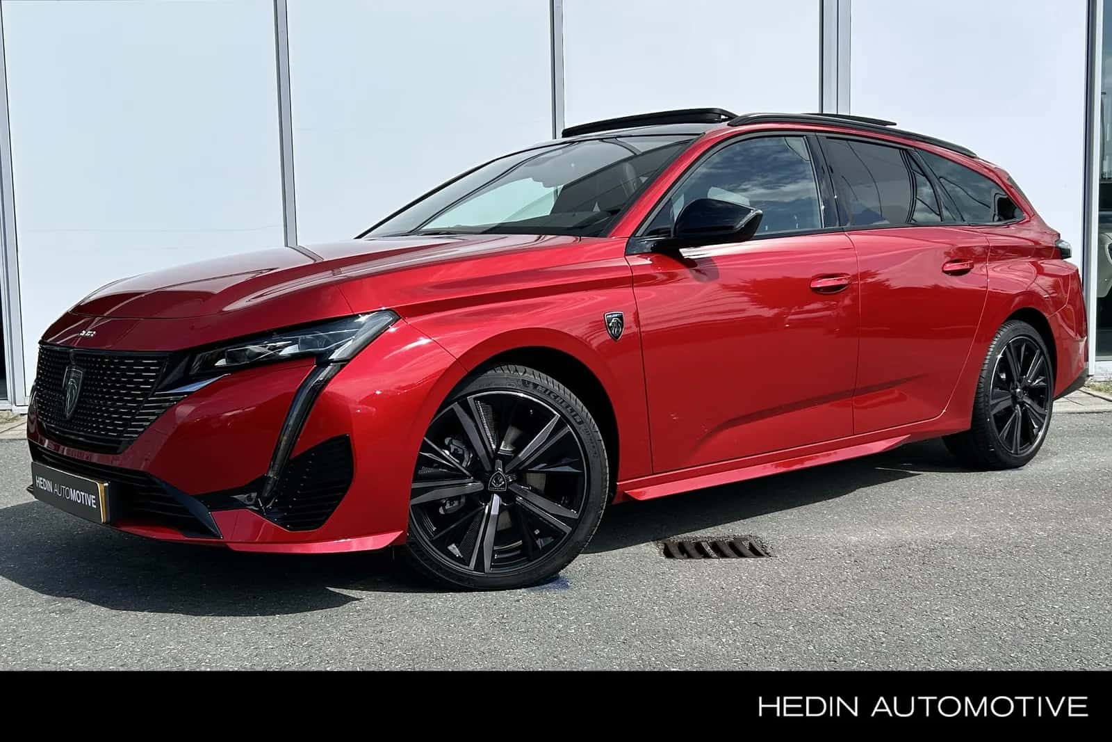 Peugeot 308 (2025) — foto 1