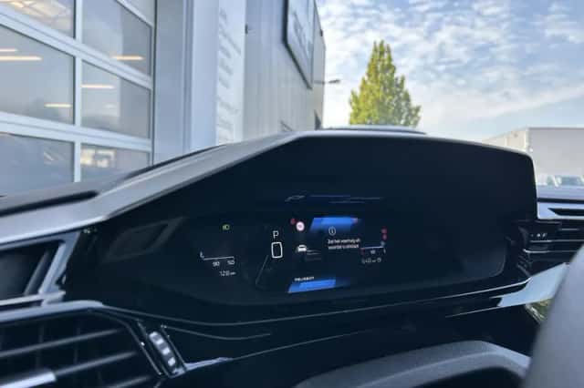 Peugeot 308 (2025) thumbnail 25