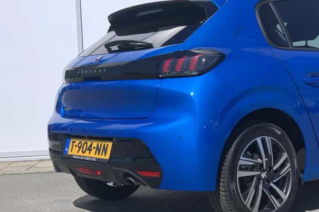 Peugeot 208 (2023) thumbnail 16