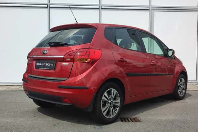 Kia Venga (2016) thumbnail 5