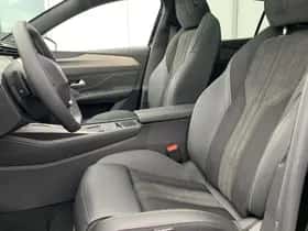 Peugeot 408 (2025) thumbnail 5