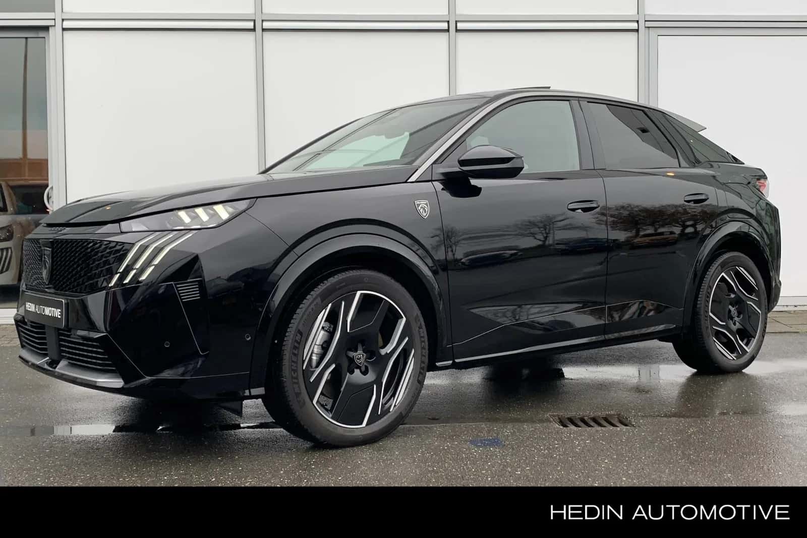 Peugeot e-3008 (2025) — foto 1
