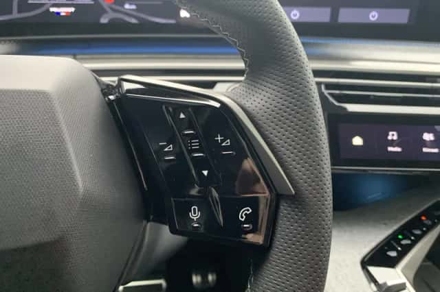 Peugeot e-3008 (2025) thumbnail 16