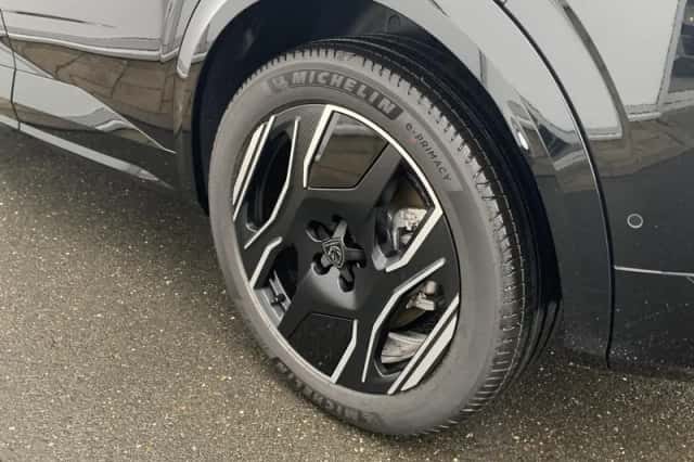 Peugeot e-3008 (2025) thumbnail 22