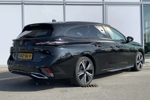 Peugeot 308 (2024) thumbnail 2