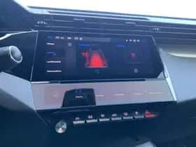 Peugeot 308 (2024) thumbnail 11