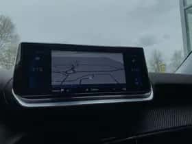 Peugeot 2008 (2021) thumbnail 7
