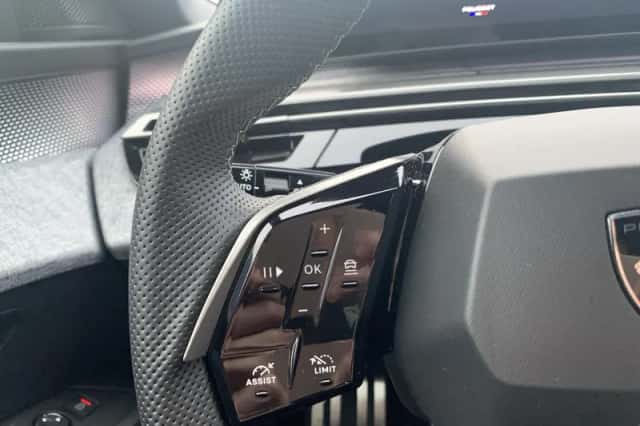 Peugeot E-5008 (2025) thumbnail 17