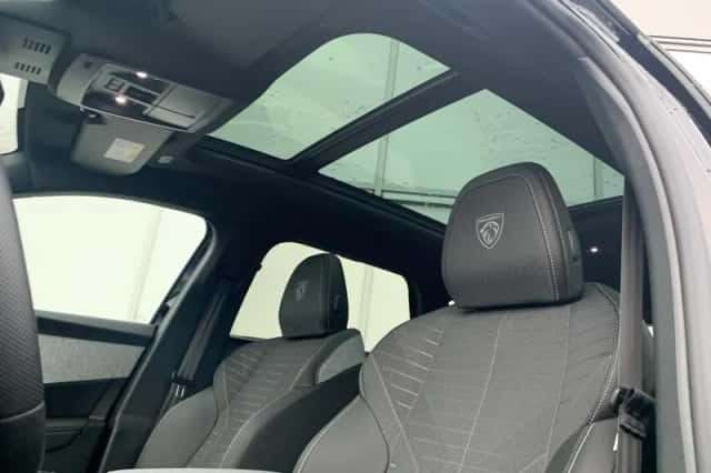 Peugeot E-5008 (2025) thumbnail 4