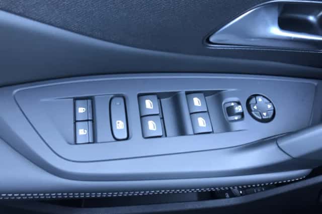 Peugeot 308 (2026) thumbnail 15