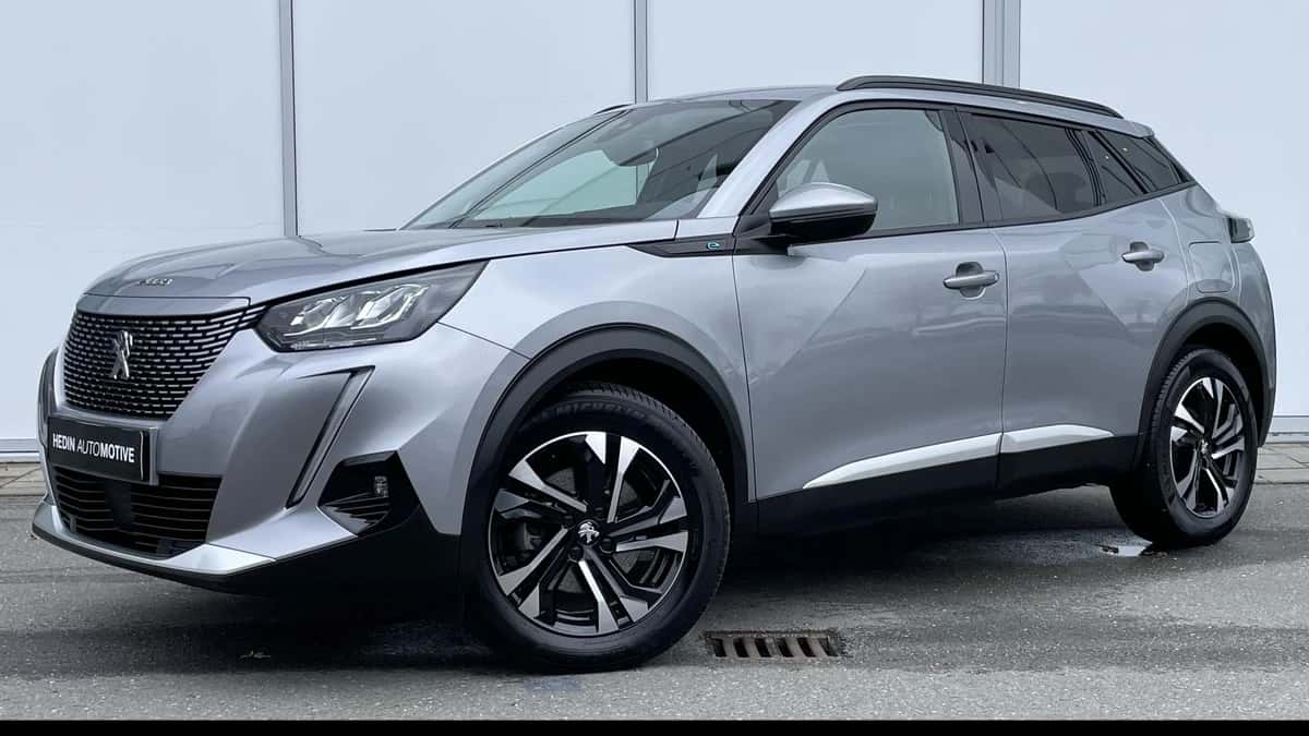 Peugeot e-2008 (2021) — foto 1