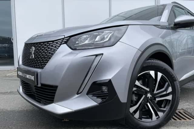 Peugeot e-2008 (2021) thumbnail 2