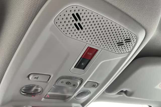 Peugeot e-2008 (2021) thumbnail 19