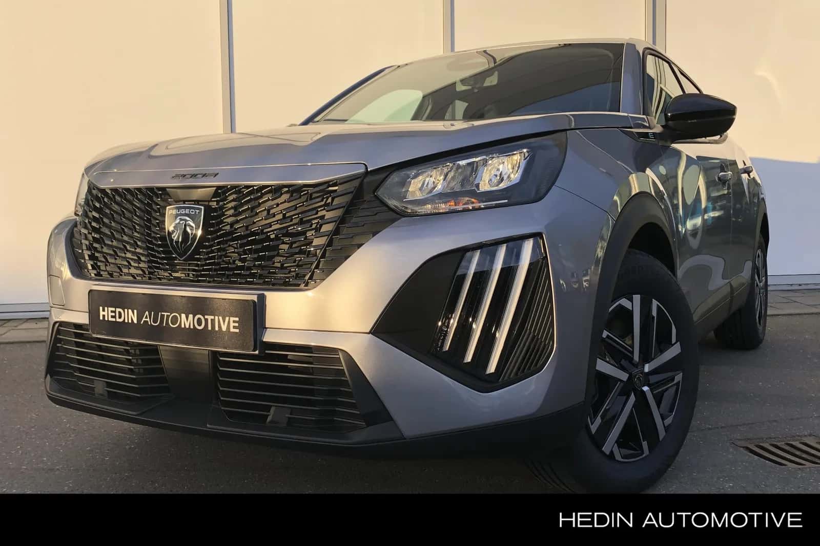 Peugeot e-2008 (2026) — foto 1