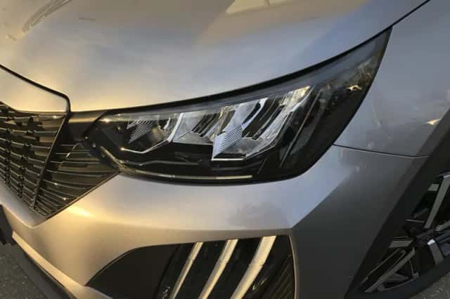 Peugeot e-2008 (2026) thumbnail 2