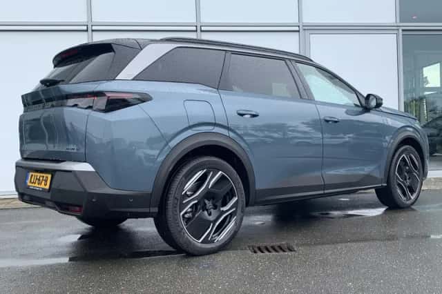 Peugeot 5008 (2026) thumbnail 4