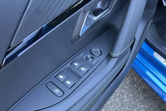 Peugeot 208 (2025) thumbnail 13