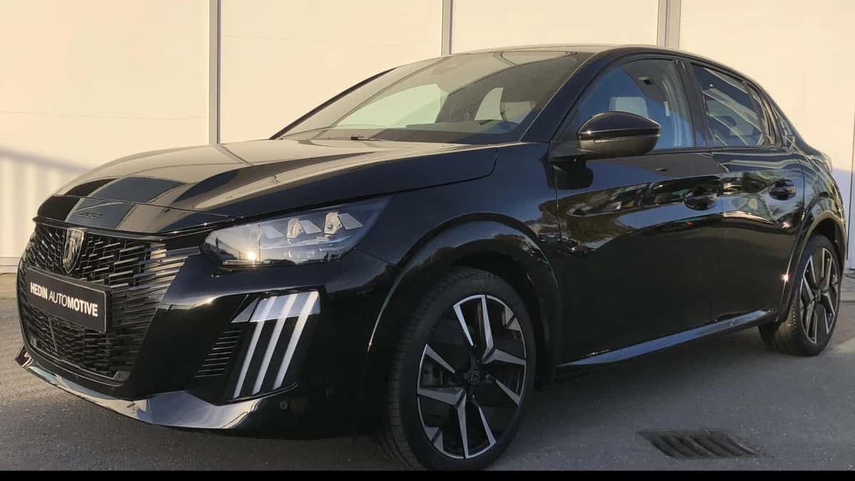 Peugeot 208 (2024) — foto 1