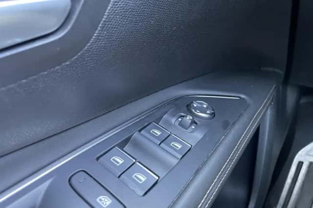 Peugeot 5008 (2021) thumbnail 15