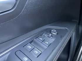 Peugeot 5008 (2021) thumbnail 15