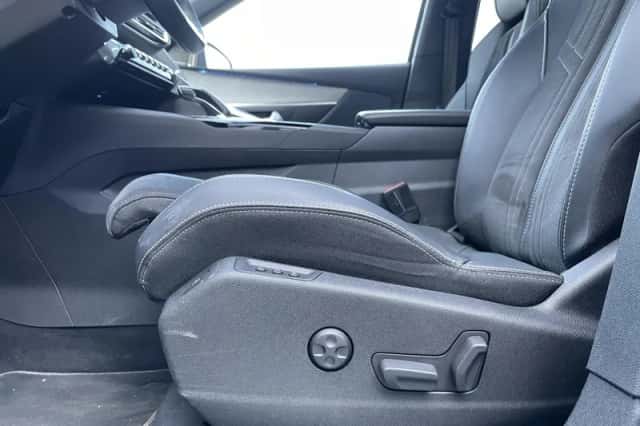 Peugeot 5008 (2021) thumbnail 27